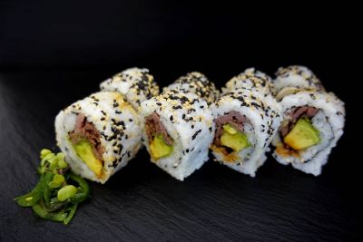 I-O Teriyaki Rindfleisch, Avocado